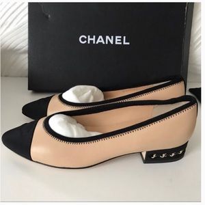 Authentic: Chanel flats